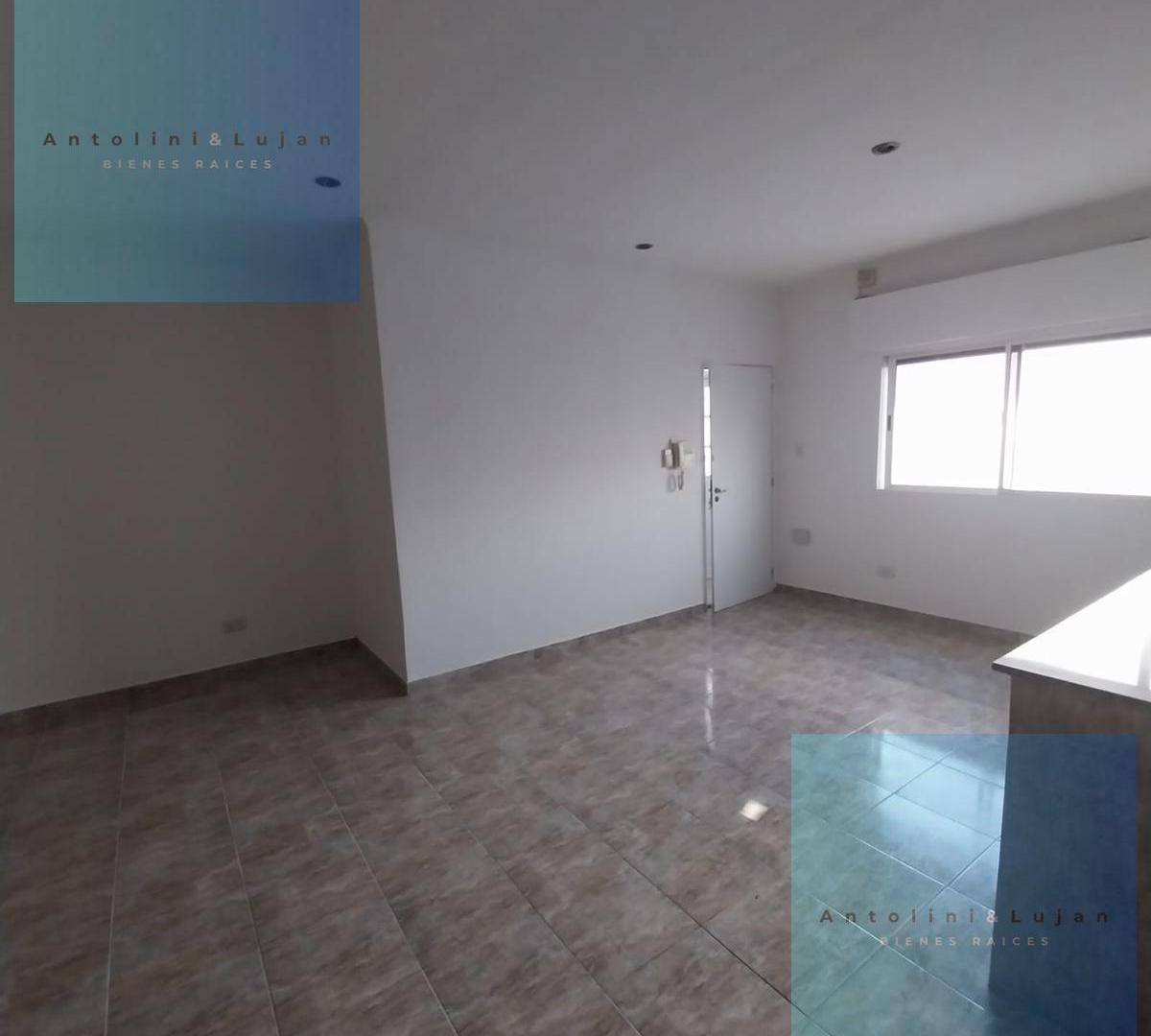 Foto de Departamento en planta alta La Plata, imagen 4