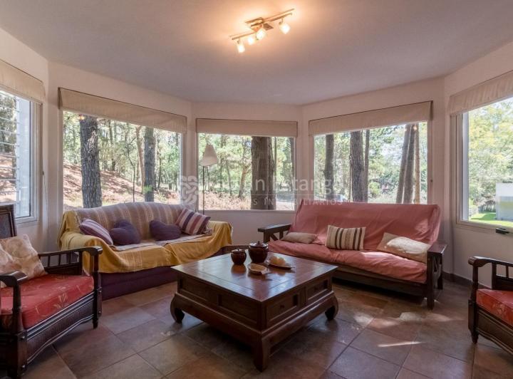 Casa en venta de 3 dormitorios en Mar de las Pampas - LA MARTINA- 2