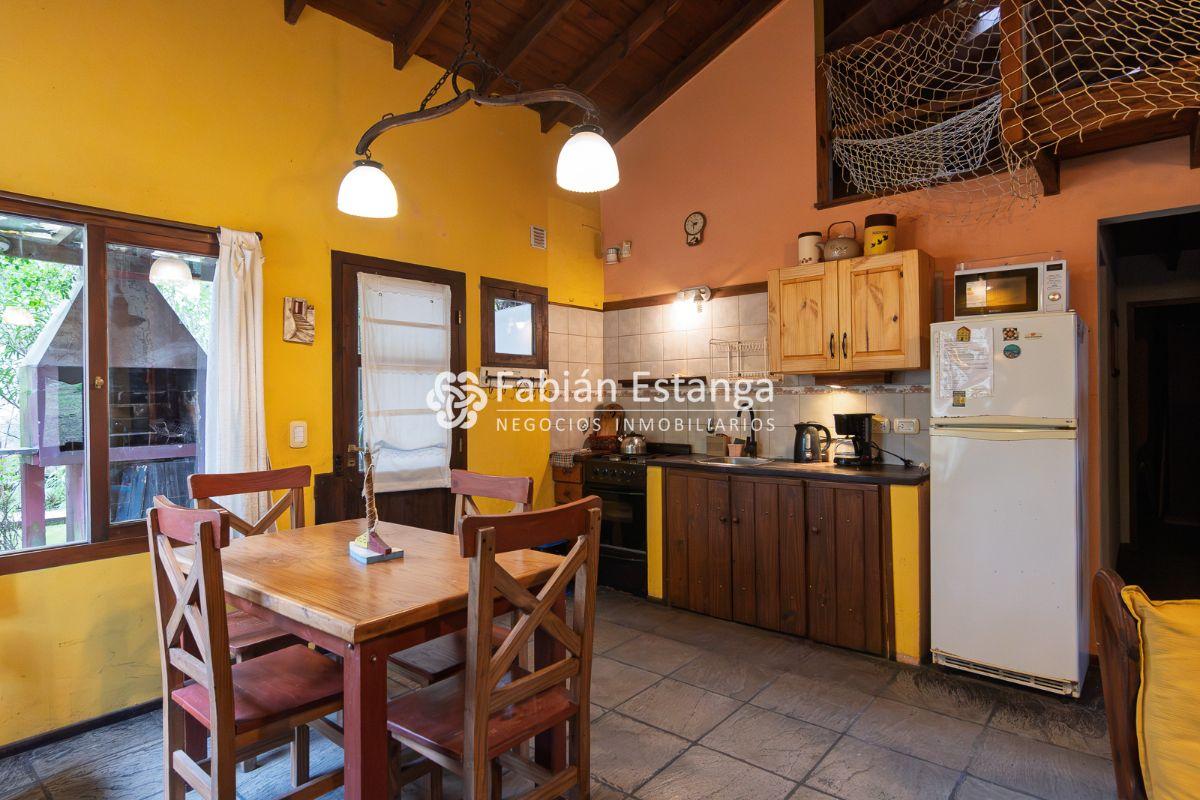 Foto de Casa de 3 ambientes a la venta - Azahares - en Mar de las Pampas., imagen 4