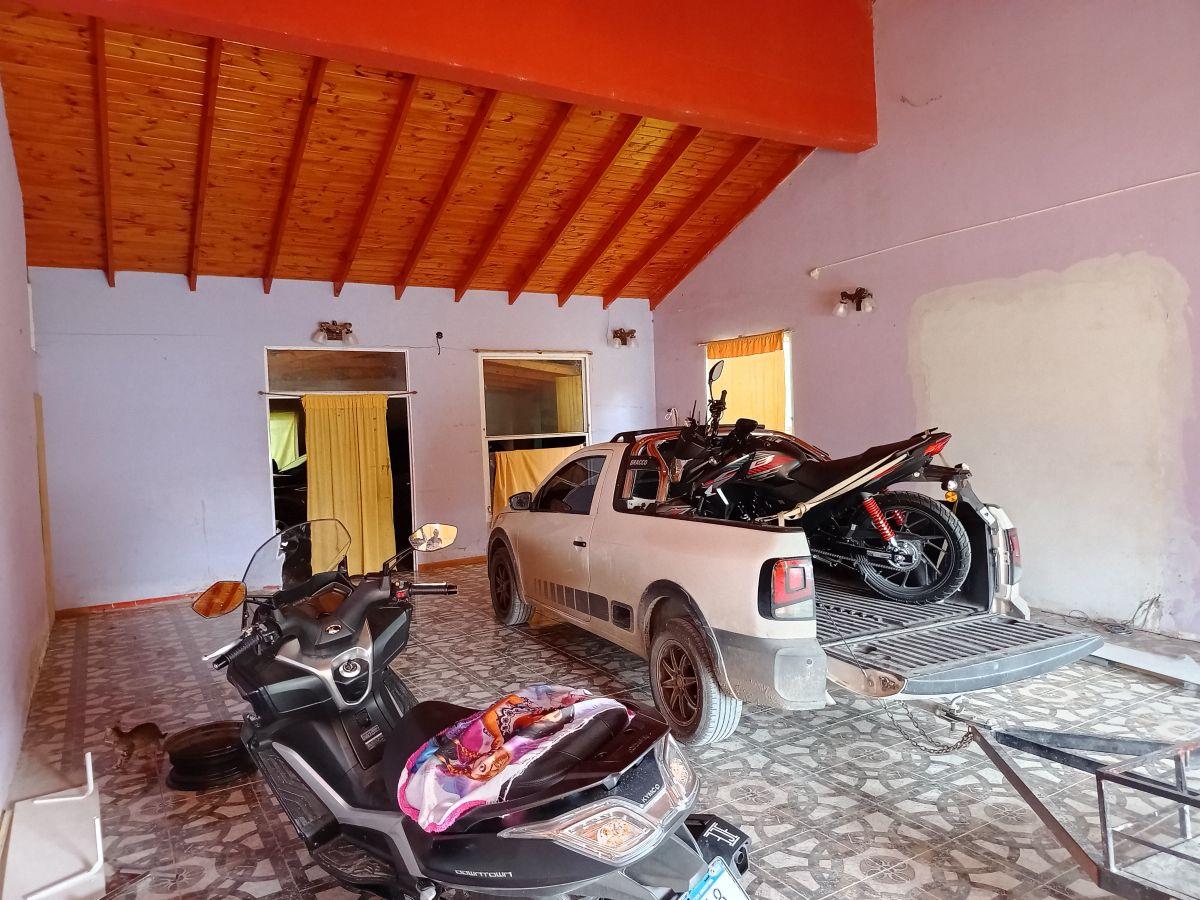 CASA con LOCAL en Venta en Magdalena