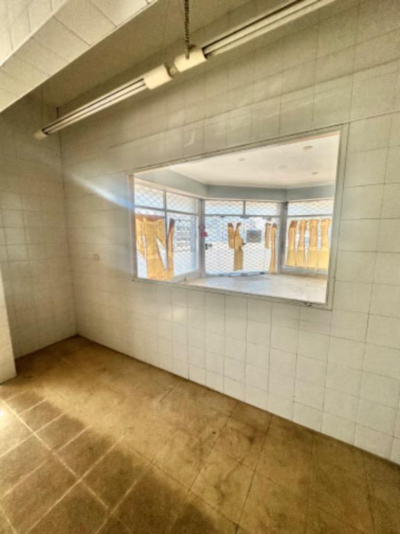 VENTA GRAN LOCAL EN ESQUINA SOBRE AVENIDA JARA