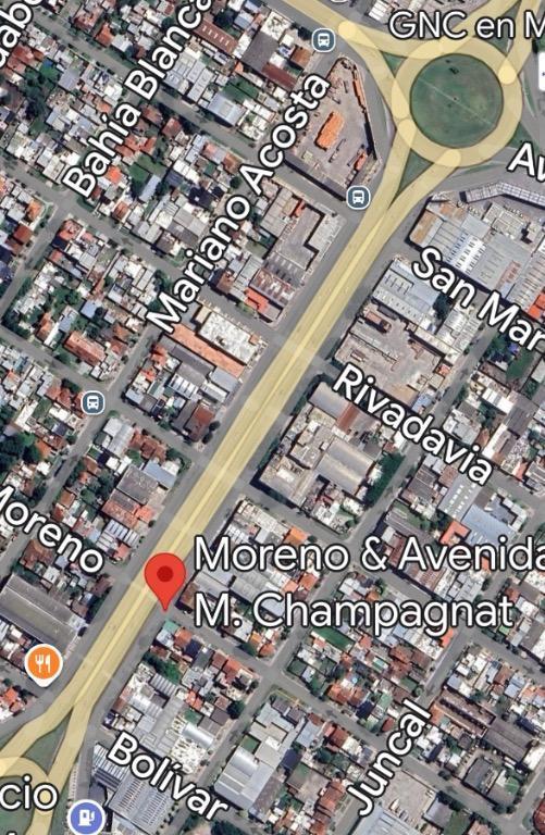 Alquilo Local y Galpón Av Champagnat 1750 m 2