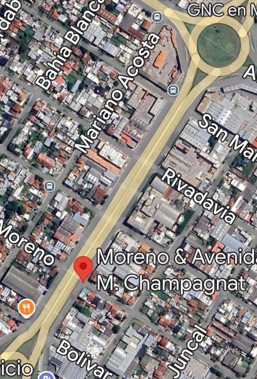 Alquilo Local y Galpón Av Champagnat 1750 m 4