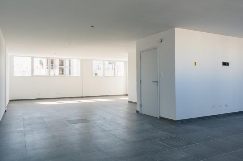 Foto de ALQUILO PISO OFICINA 90 MTS 2 BAÑOS PLAZA MITRE, imagen 2