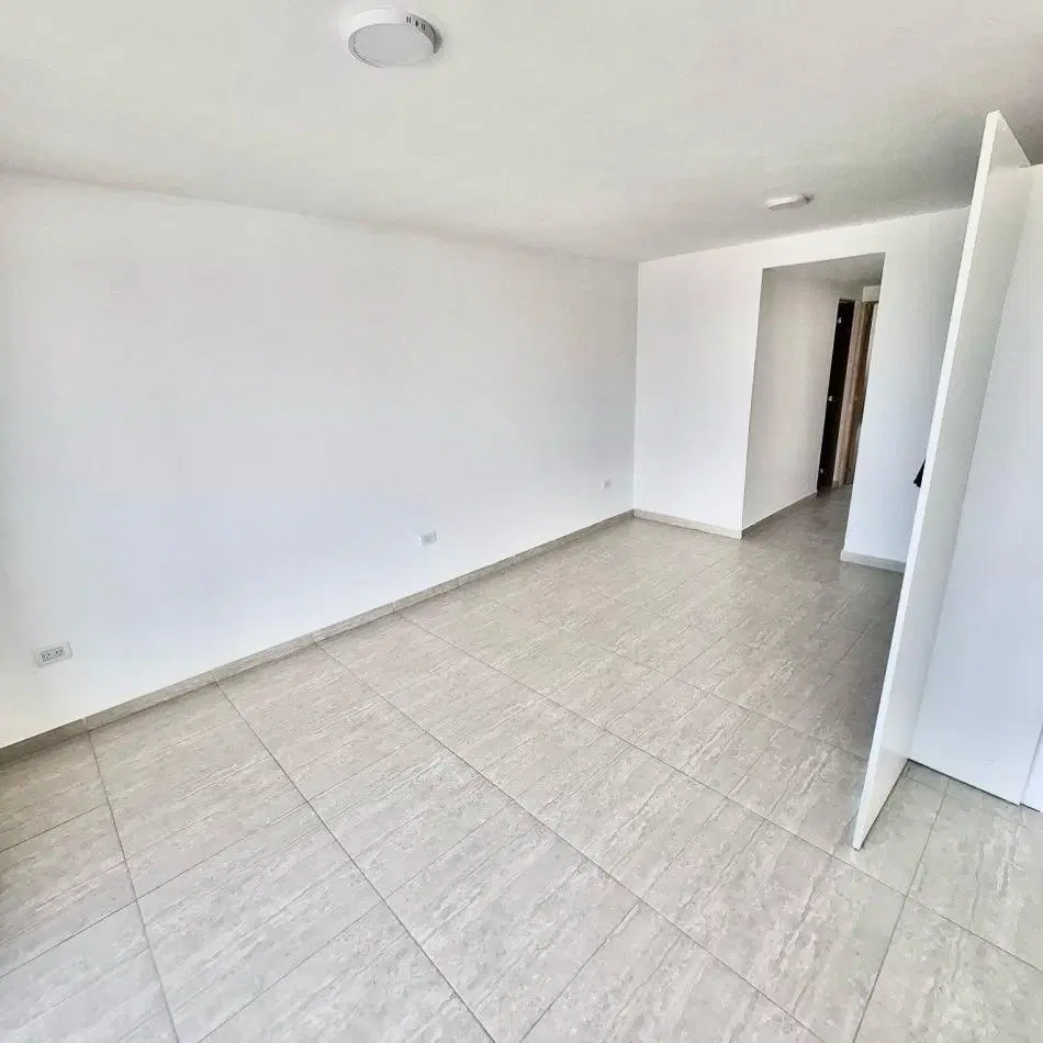 EN VENTA 2 AMB C/ BALCON ZONA CERRITO AL 100 5
