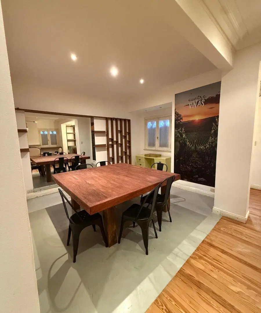 VENDO CASA 170 MTS LOTE PARA CONSTRUIR EDIFICIO HASTA 9 PISOS u$s 165.000.- 1