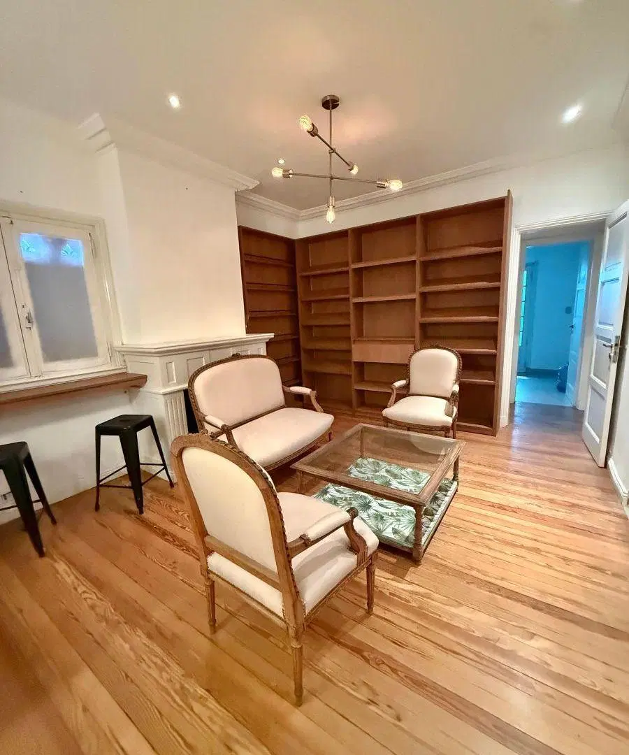 VENDO CASA 170 MTS LOTE PARA CONSTRUIR EDIFICIO HASTA 9 PISOS u$s 165.000.- 2