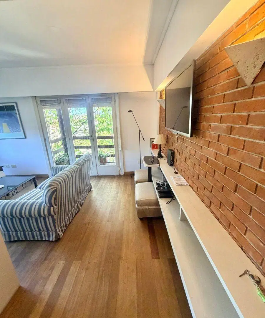 VENDO 3 AMBIENTES BALCÓN RAWSON ALVEAR RECICLADO u$s 126.000.- 2