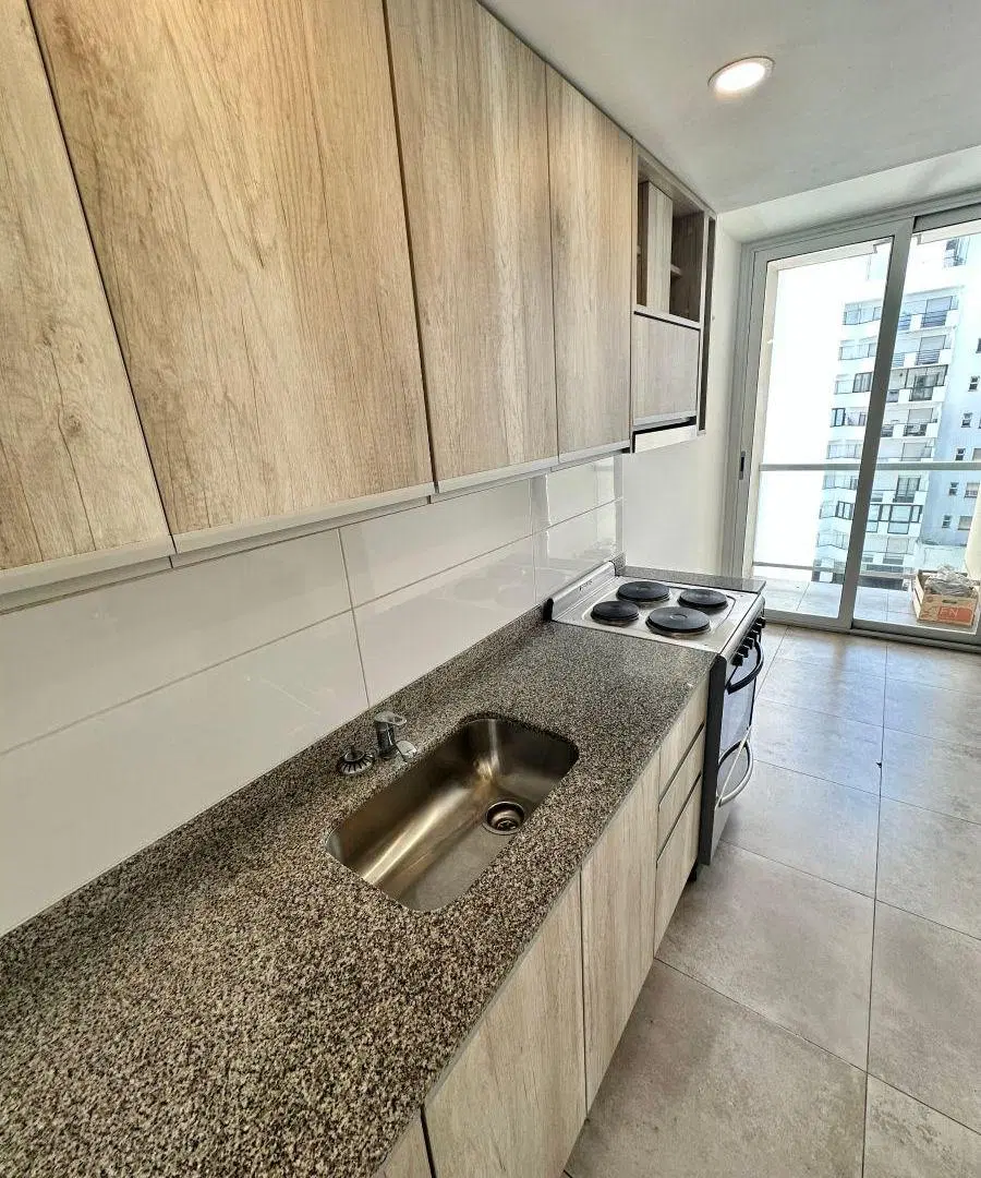 VENDO 3 AMBIENTES PLAZA MITRE AMENITIS COCHERA SEMIPISO 5