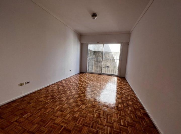 Alquiler monoambiente, Retiro 1