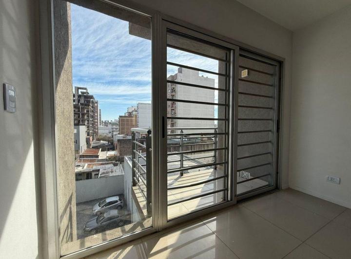 Monoambiente en alquiler - Morón - BALCON 4