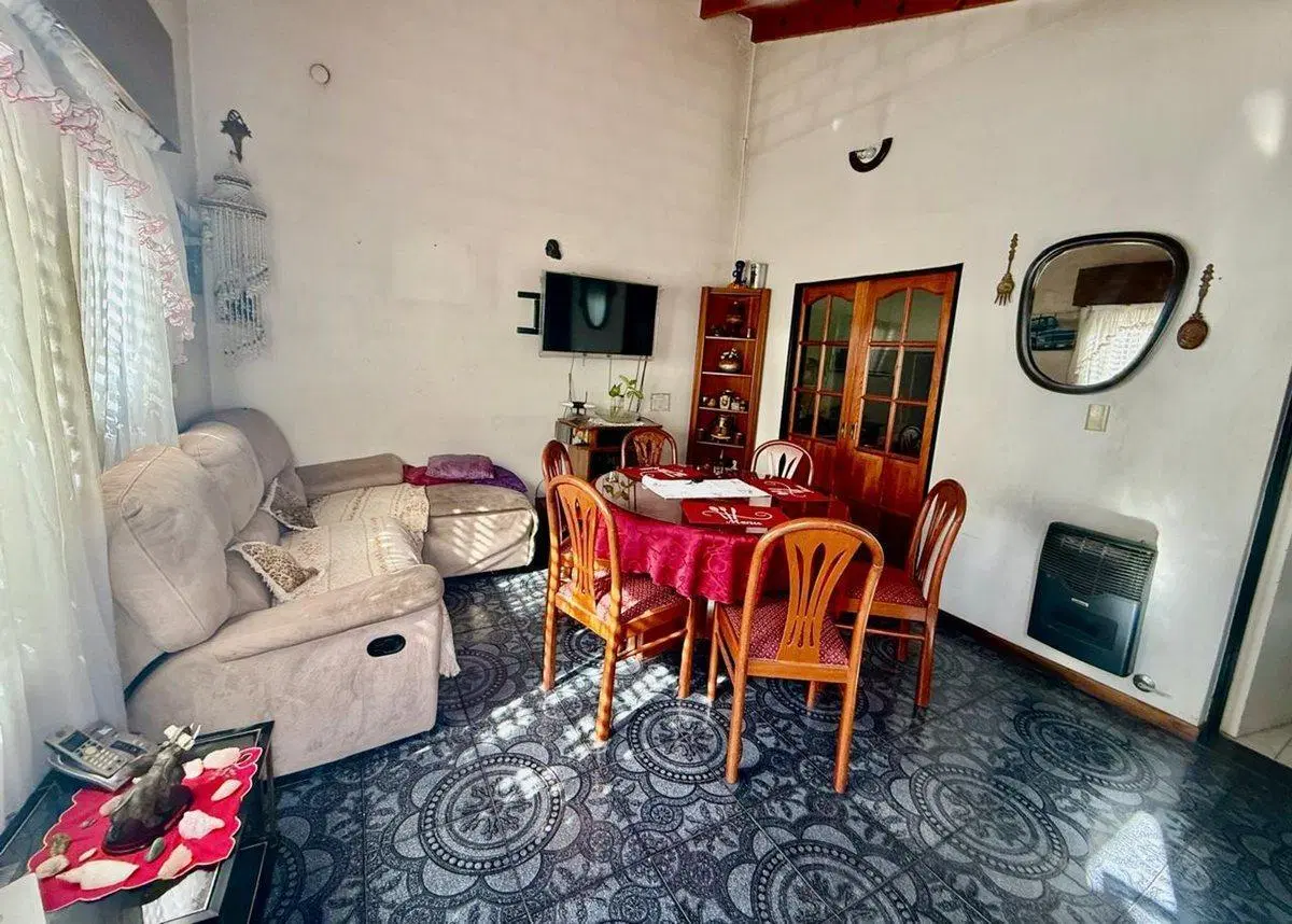 Casa en venta 3 ambientes Billinghurst 3