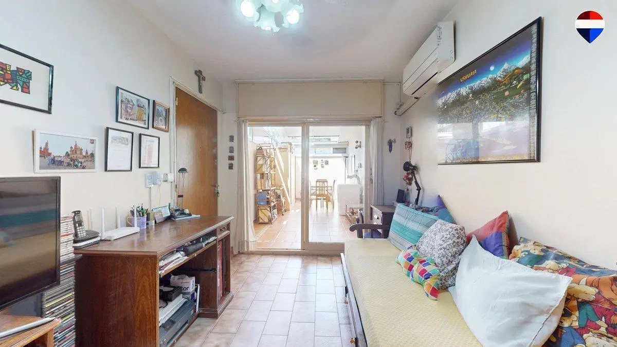 DPTO MONOAMBIENTE EN VENTA EN BALVANERA C/PATIO 4