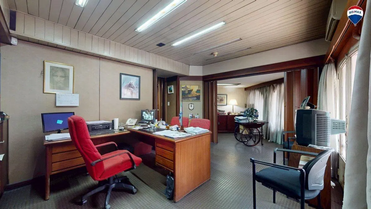 OFICINA 6 AMBIENTES EN VENTA EN BALVANERA - PISO 3