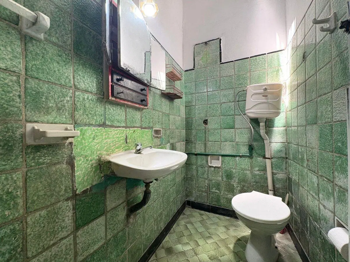 Casa 3 Ambientes Venta - Solano Cochera y Patio 3