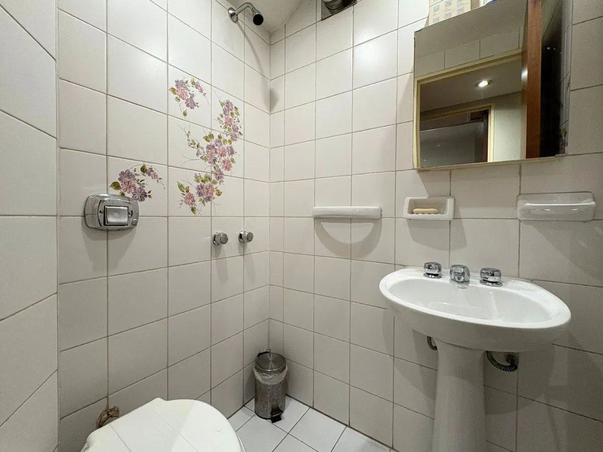 Dto 4 Ambientes Venta + Balvanera COCHERA BAULERA 2