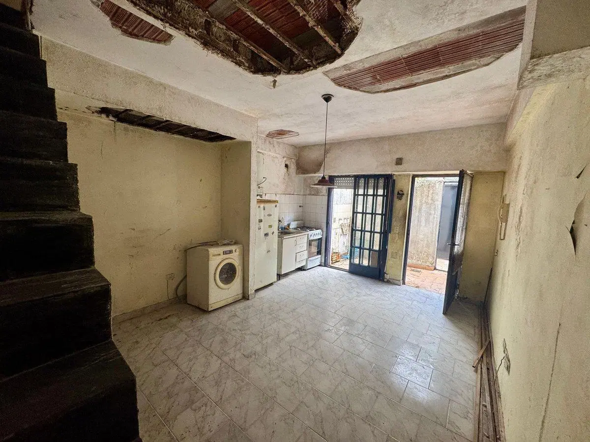 PH a refaccionar en venta con Terraza en Barracas 4