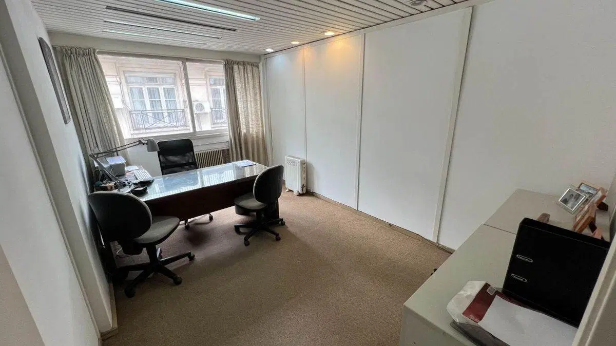 OFICINA/CONSULTORIO 4 AMB EN VENTA EN MICROCENTRO 5