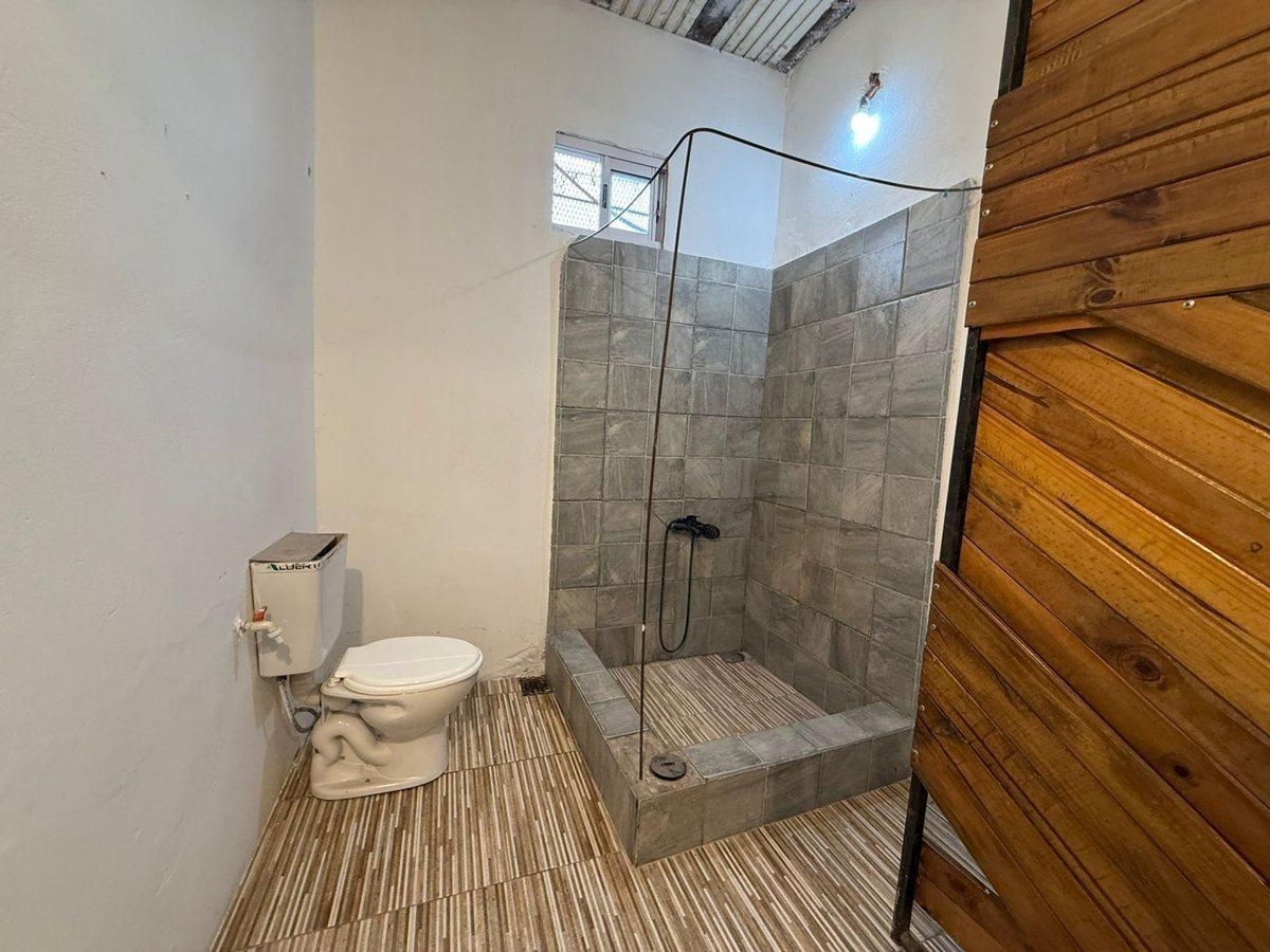 LOTE CON CASA, FERRARI, BUENOS AIRES