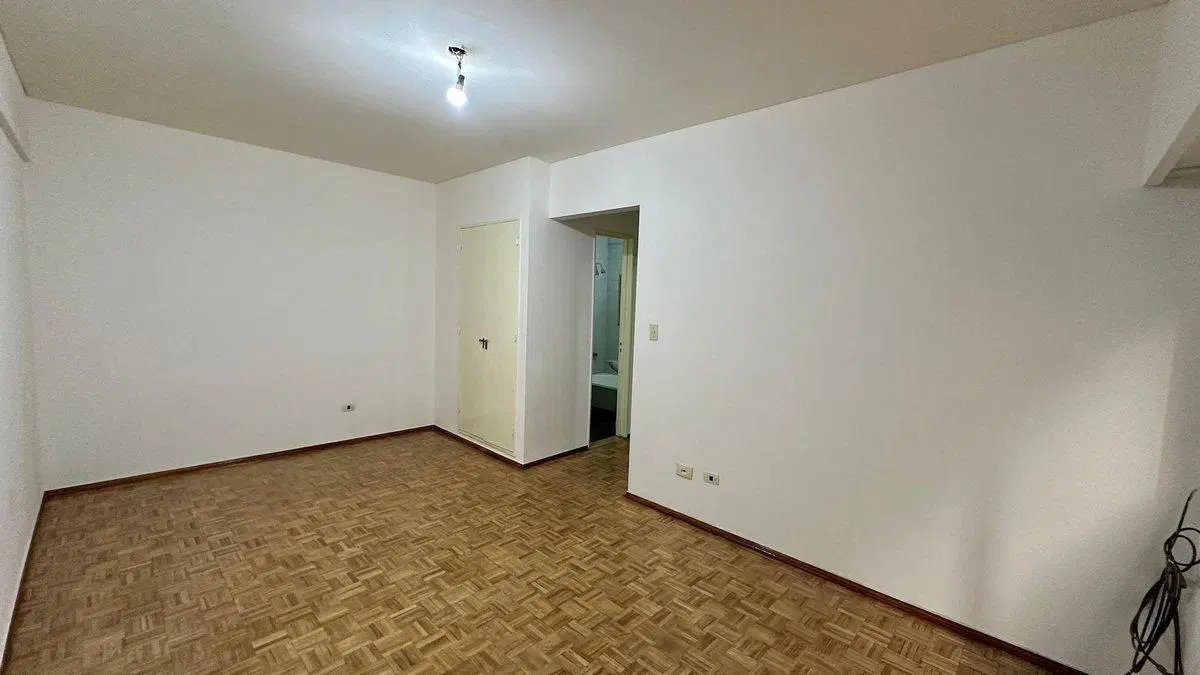MONOAMBIENTE EN VENTA EN RECOLETA BAJAS EXPENSAS 4