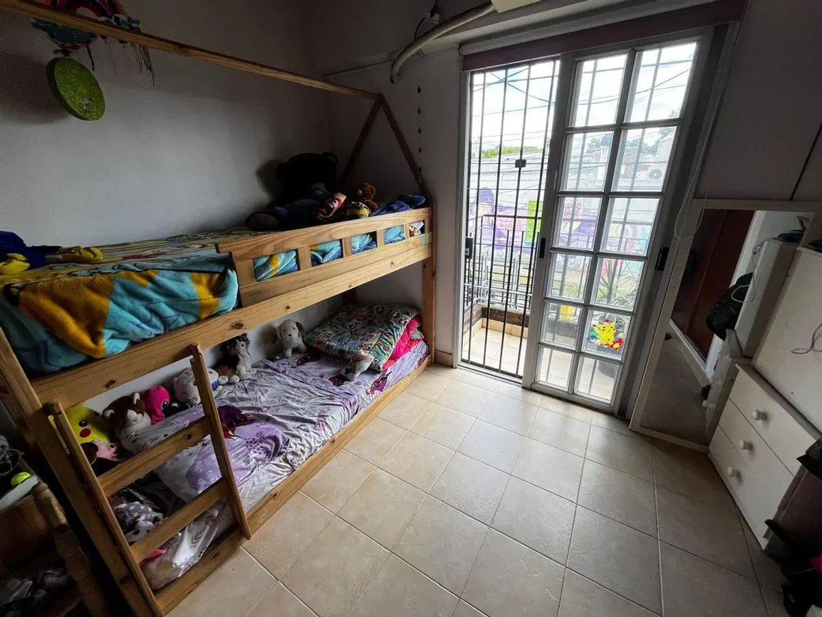 Dúplex 4 ambientes en venta - Caseros - Patio 5