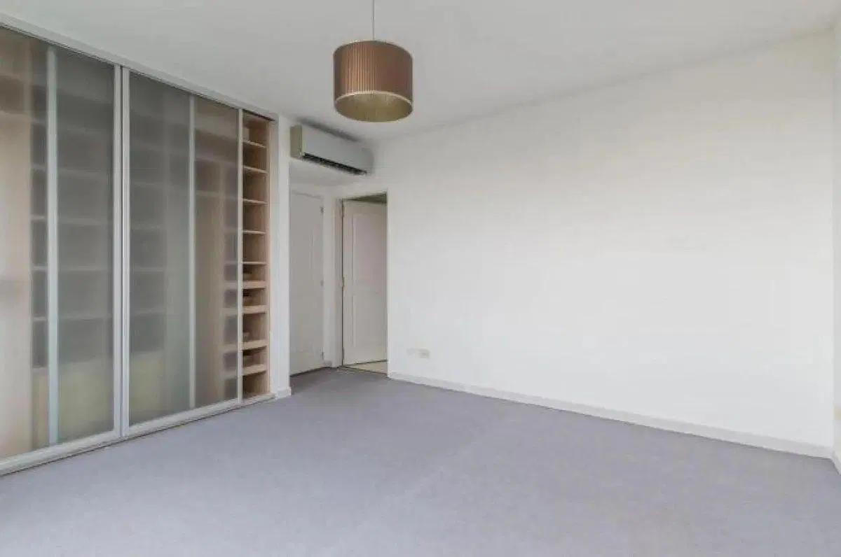DPTO 2 AMB EN VENTA EN PUERTO MADERO C/COCHERA 3