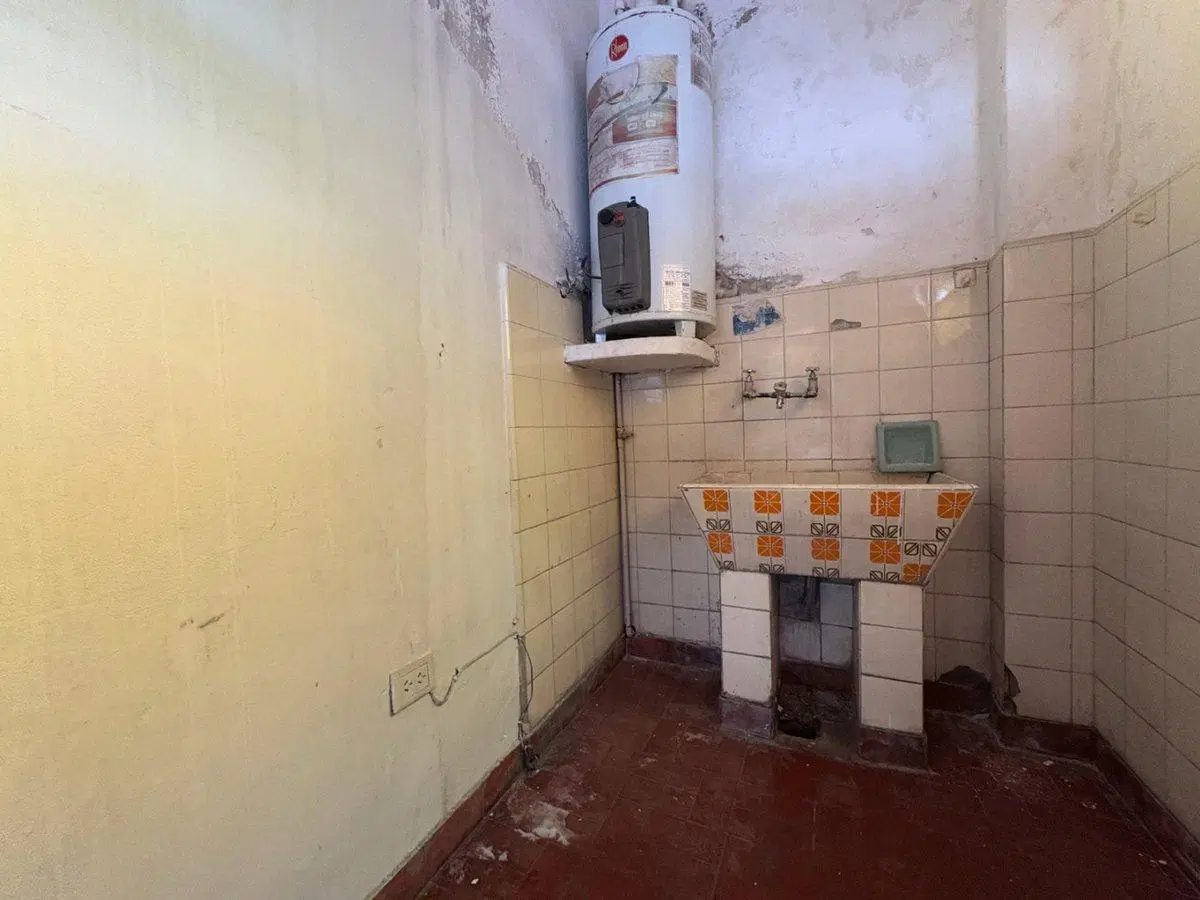 Casa 3 ambientes en venta - Caseros - OPORTUNIDAD 4