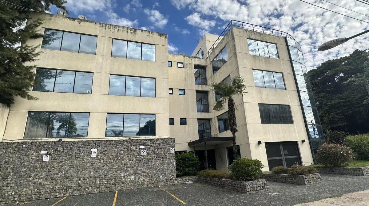 OFICINA 102 m2 EN ALQUILER AMOBLADA BECCAR 5