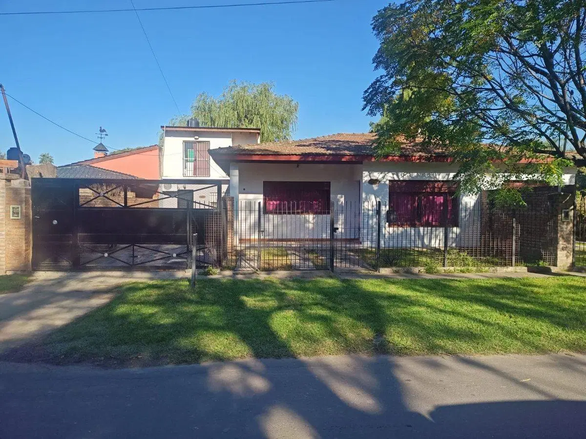 VENTA 2 CASAS +DTO.REFAC- BENAVIDEZ MULTIFAMILIAR 3
