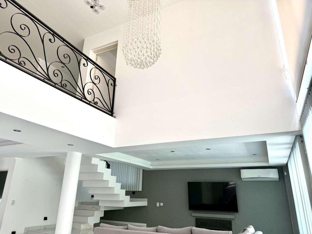 Foto de VENTA CASA +5 AMBIENTES LAGOS DE SAN ELISEO, imagen 4