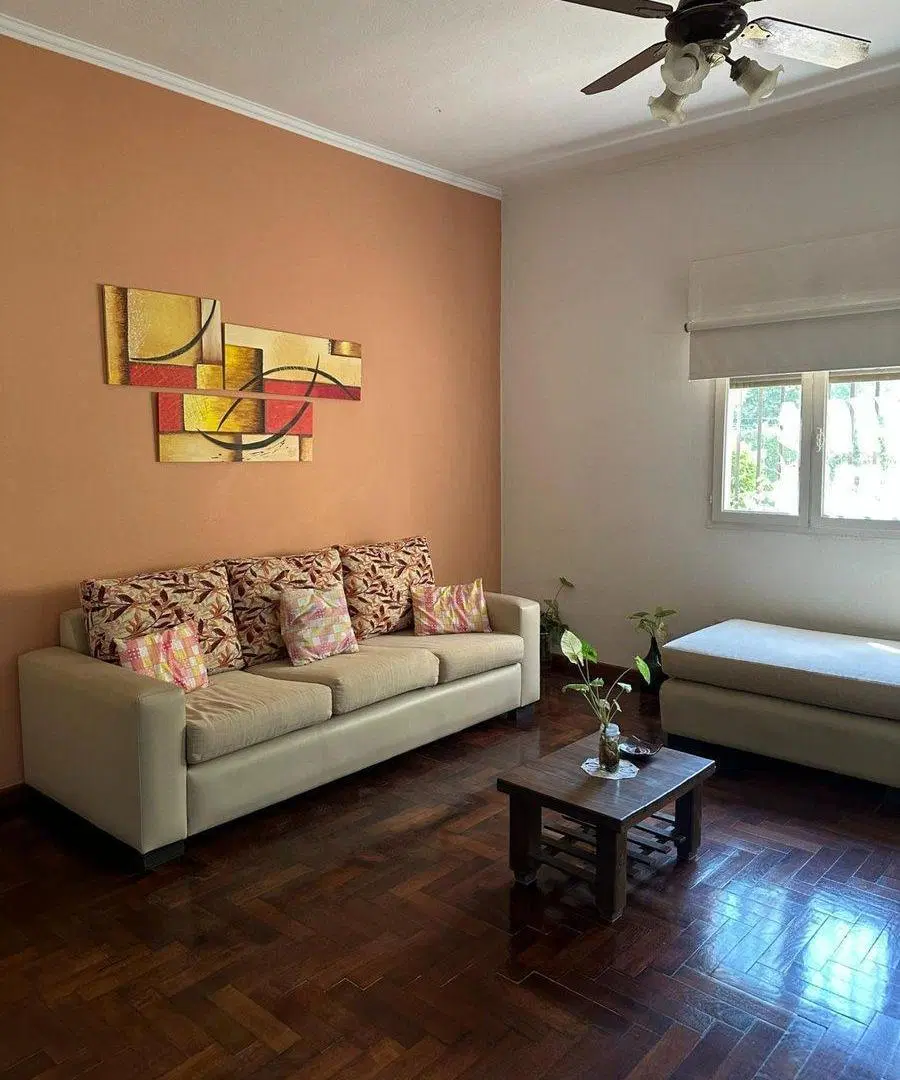 VENTA CASA QUINTA CON PILETA 4 AMB, GRAND BOURG 4