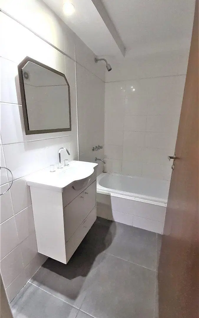 VENTA MONOAMBIENTE CON BALCON,EN VILLA URQUIZA 5