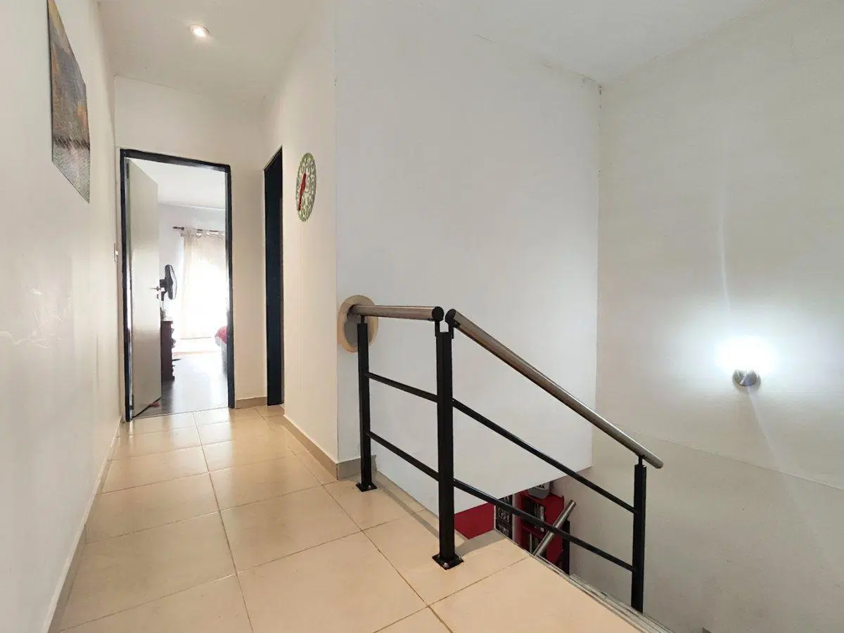 Dúplex 3 amb en venta - Ituzaingó - COCHERAS PATIO 4