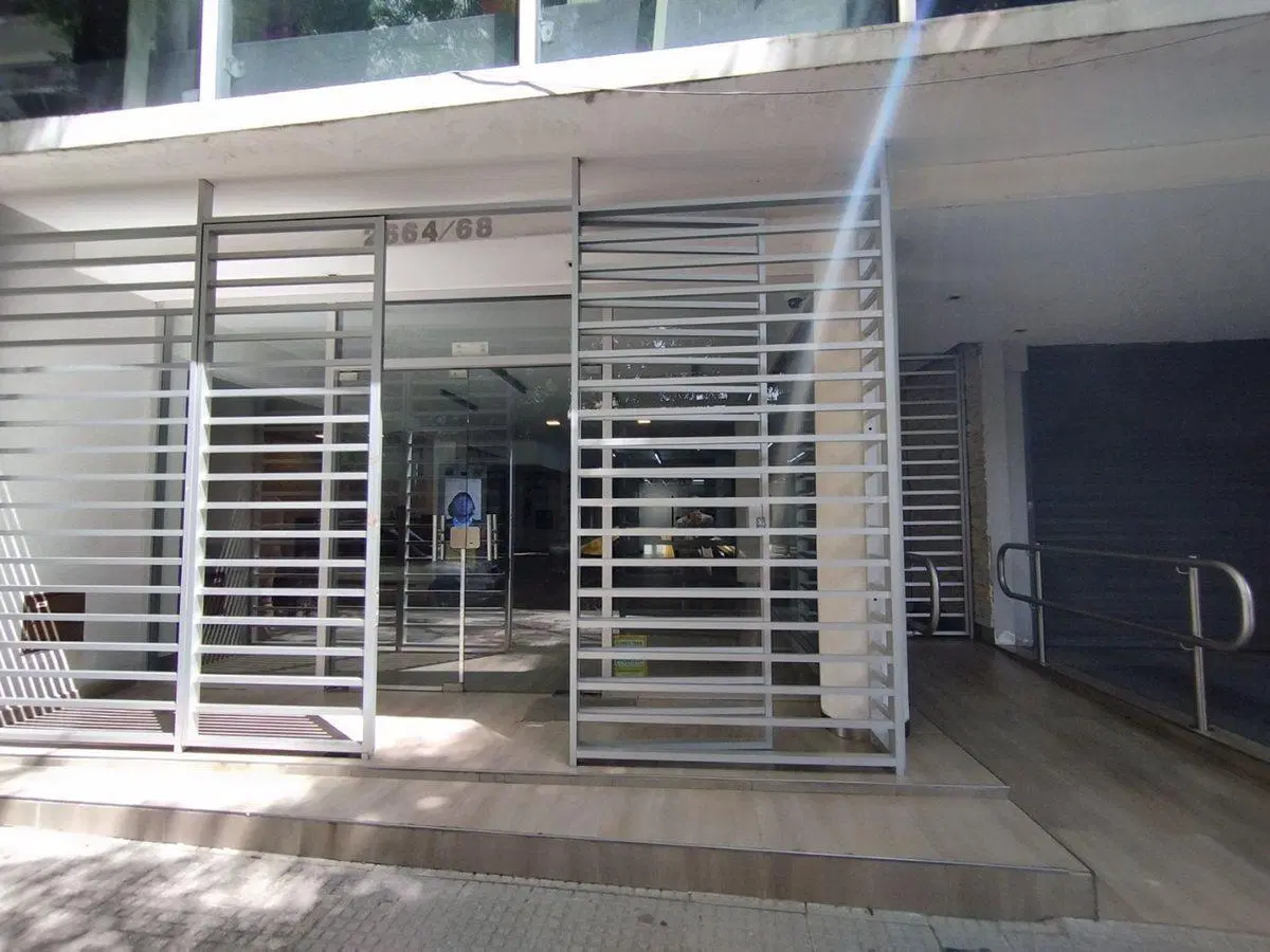 Oficina AAA en VENTA en Parque Patricios C/Renta 4