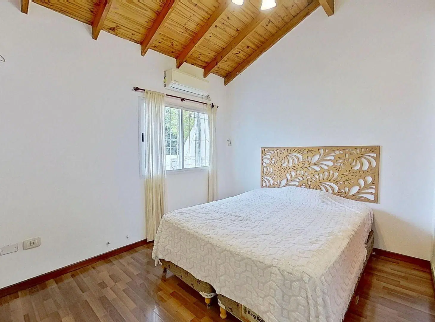 DUPLEX 3 AMB con Quincho.Parrilla.cochera.PERMUTA 3