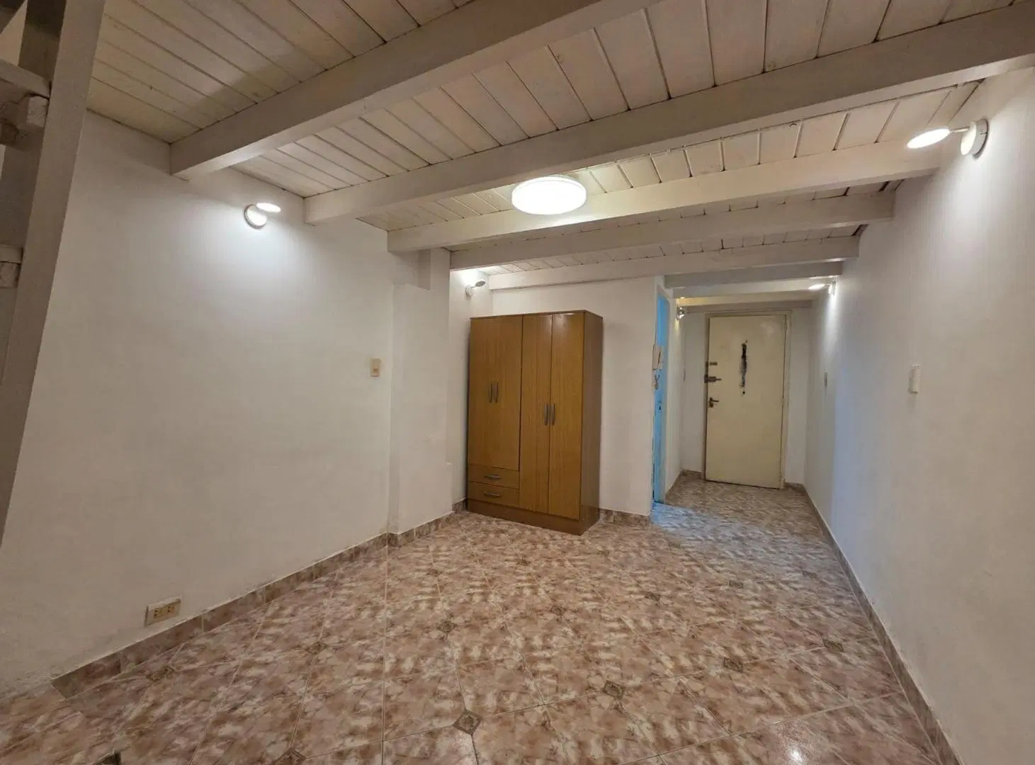 Venta Monoambiente entrepiso refaccionado Recoleta 8