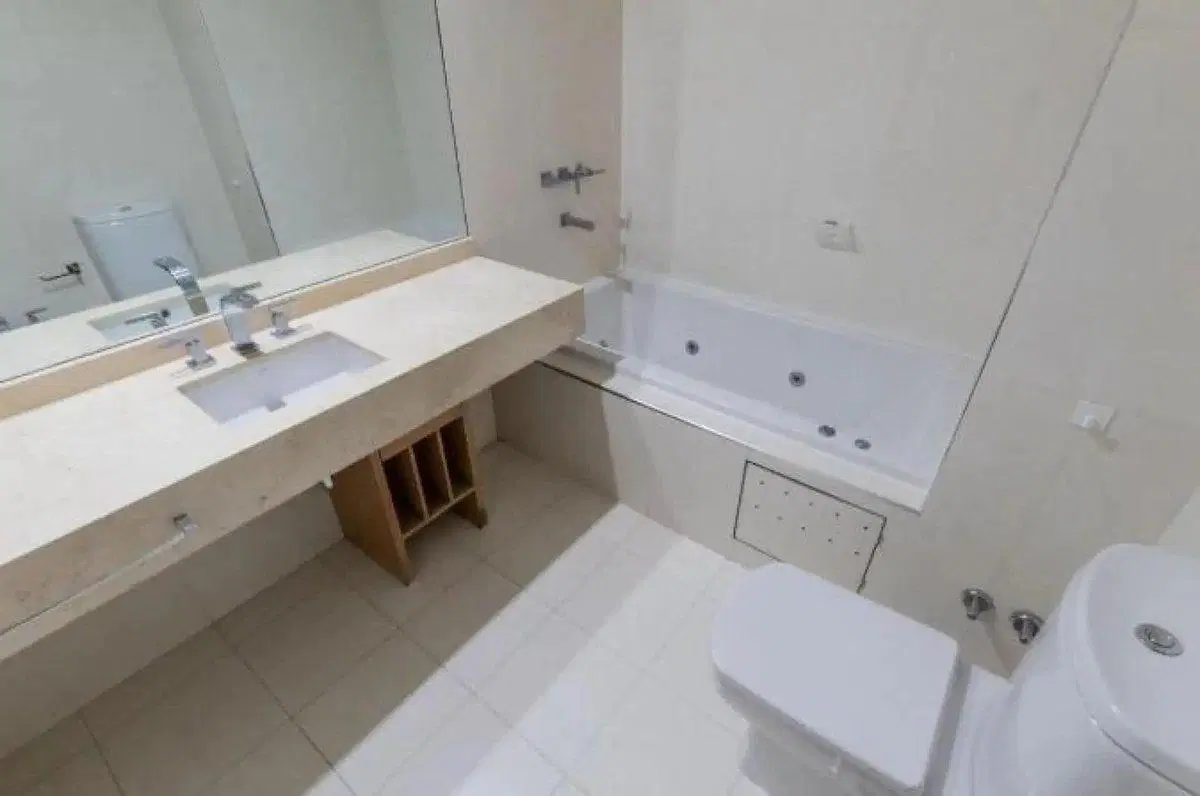VENTA DEPTO 2 AMB. - PUERTO MADERO C/ VISTA AL RIO 4