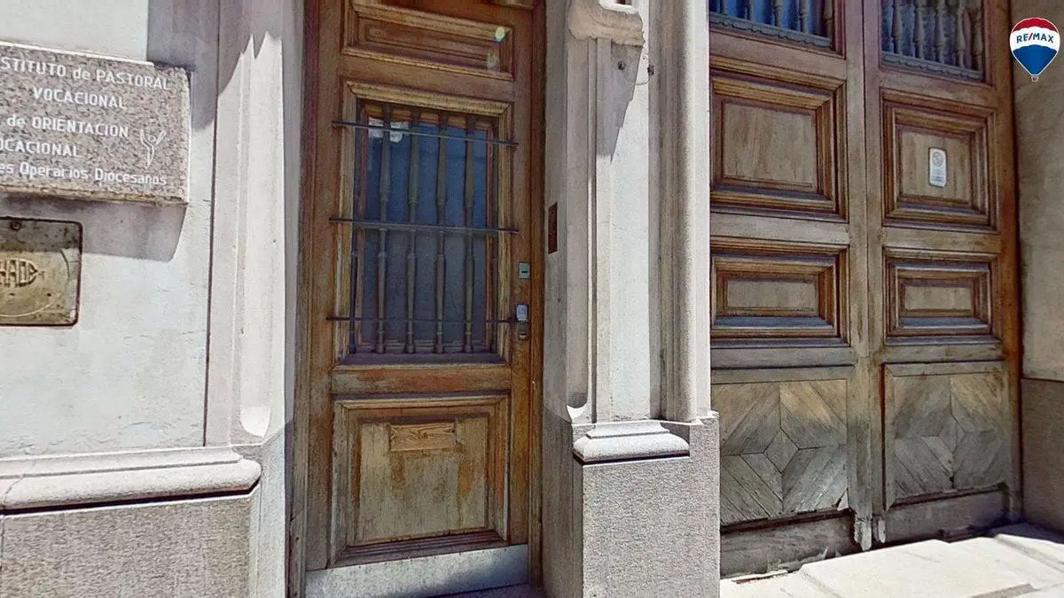 LOTE EN VENTA EN CABALLITO - IDEAL PARA DESAROLLO 4