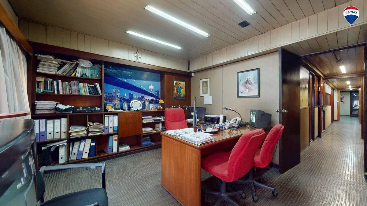 OFICINA EN VENTA EN BALVANERA - PISO PRIVADO 2