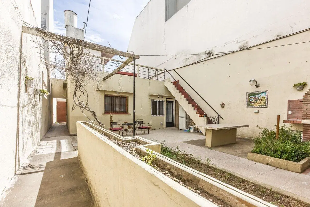 CASA VILLA URQUIZA A REFACCIONAR 3