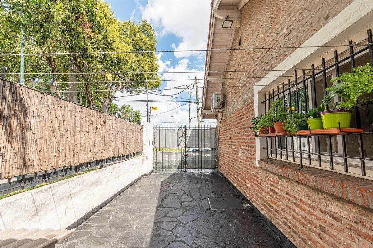 Venta Dúplex 4 amb. con Cochera Patio y Parrilla 4