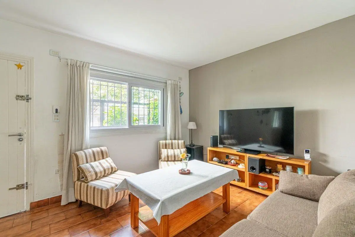 Venta Dúplex 4 amb. con Cochera Patio y Parrilla 2