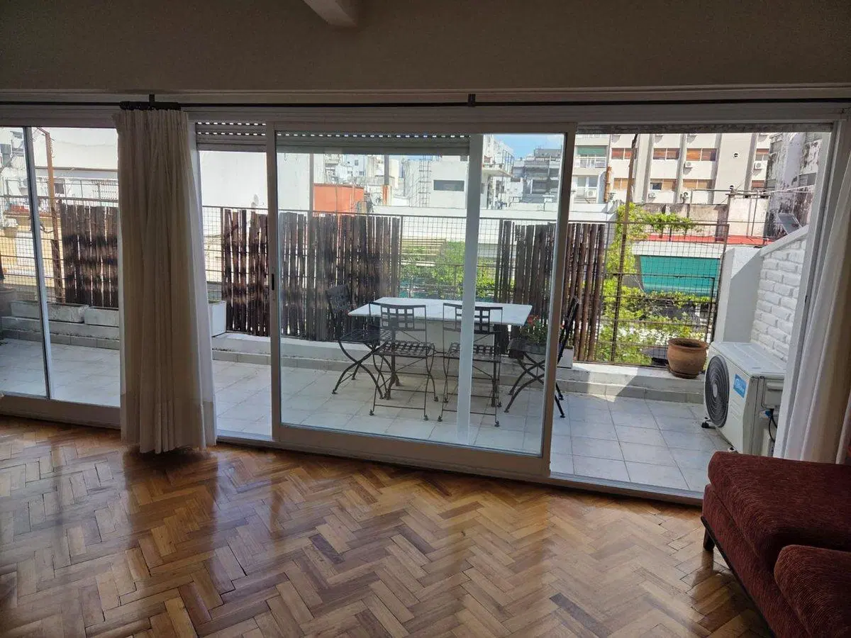VENTA DEPTO 3 AMB con TERRAZA y COCHERA. PALERMO 2