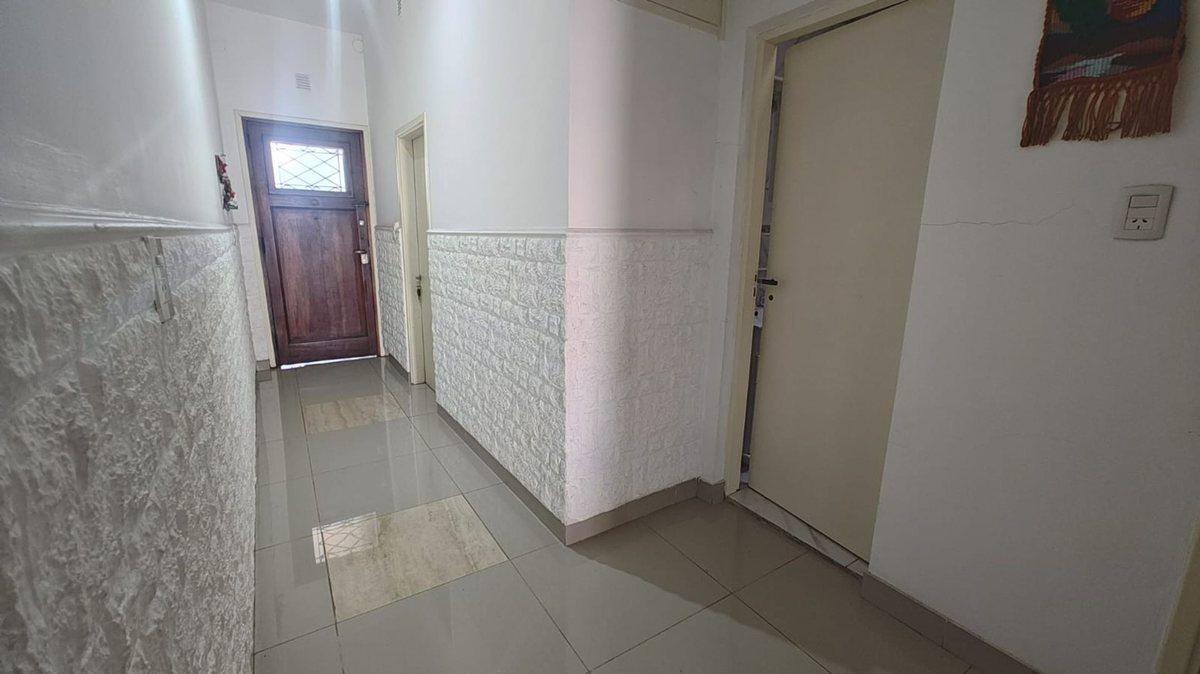 Venta Casa+2 Locales+ Dto 2 Amb Villa Ballester