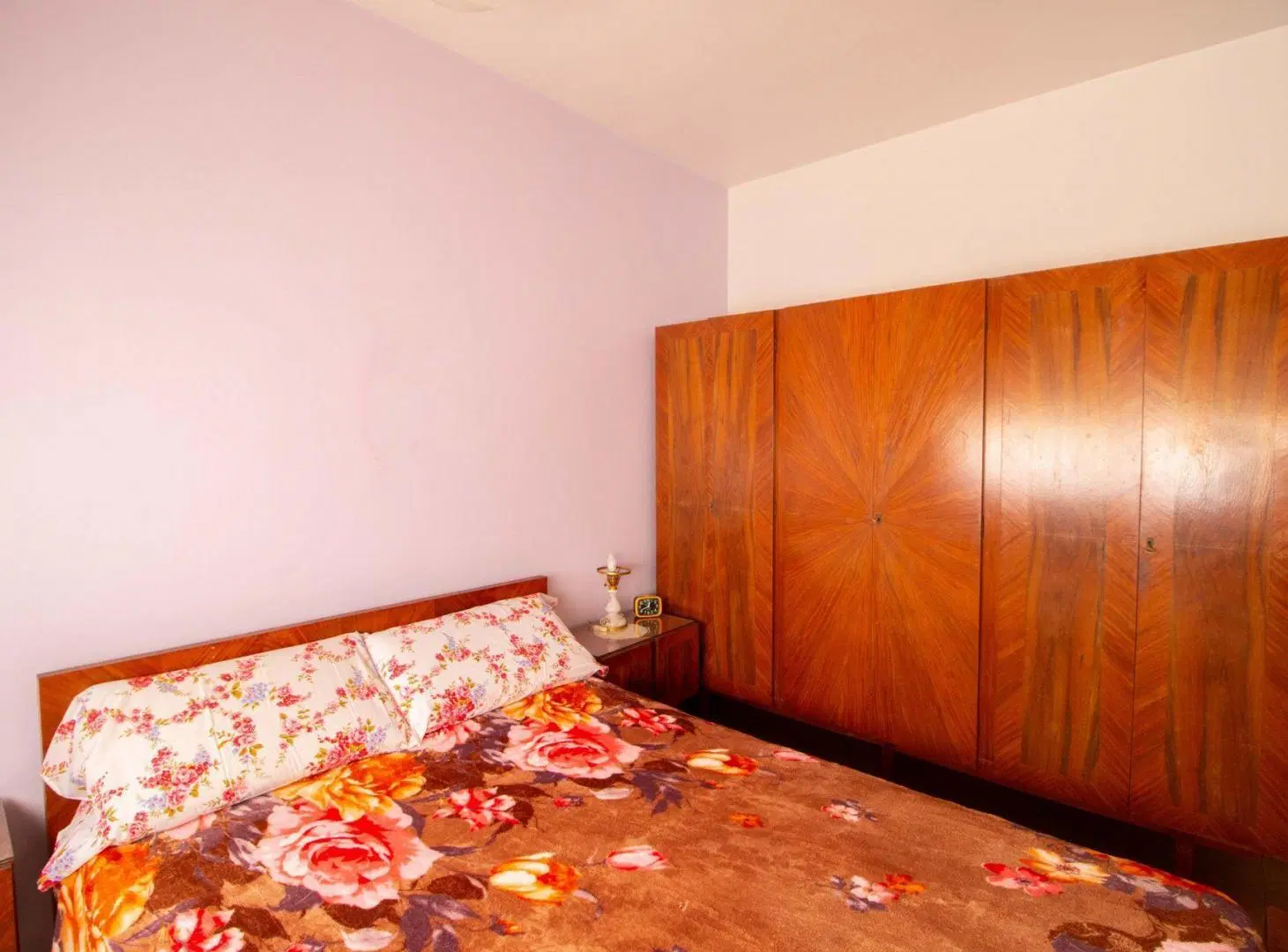 Venta Casa 4 ambientes Extenso jardín Ituzaingó 5