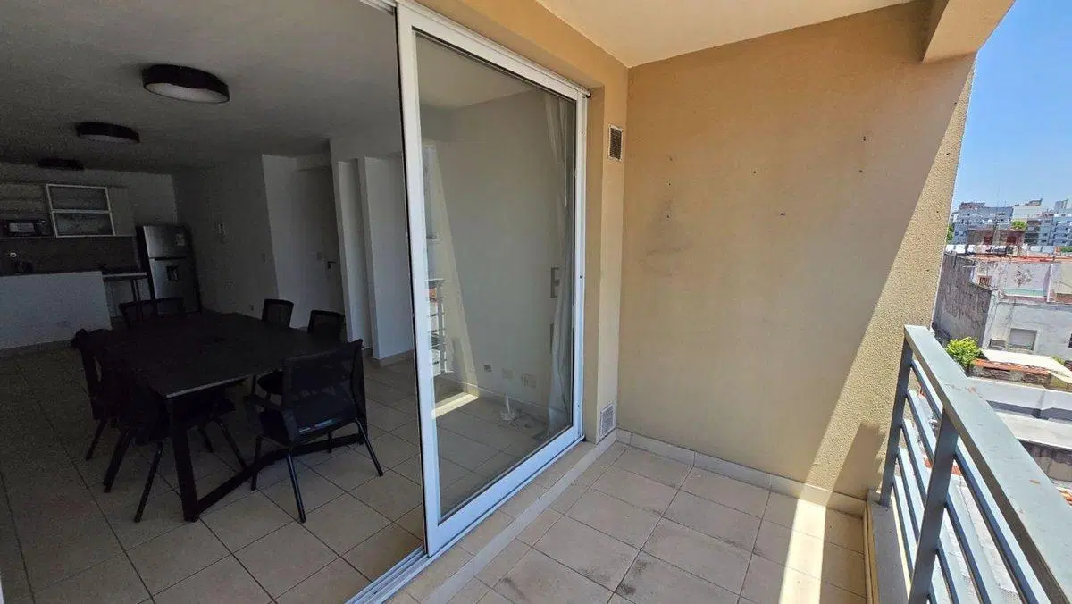 VENTA DPTO 2 AMB. C/ BALCON MUCHA LUZ S CRISTOBAL 3