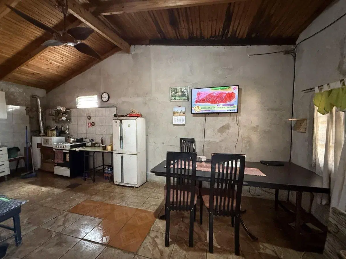 VENTA CASA 4 AMBIENTES; MORON, BUENOS AIRES 4
