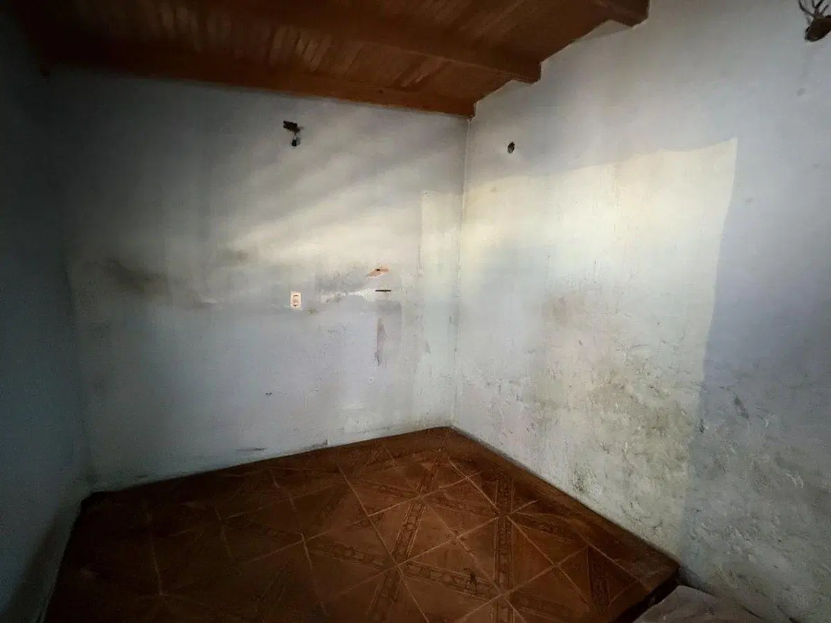VENTA CASA 4 AMBIENTES; MORON, BUENOS AIRES 5