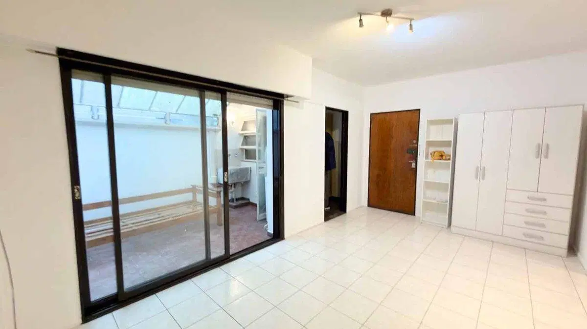 Venta Monoambiente c/Patio cubierto Olivos 2