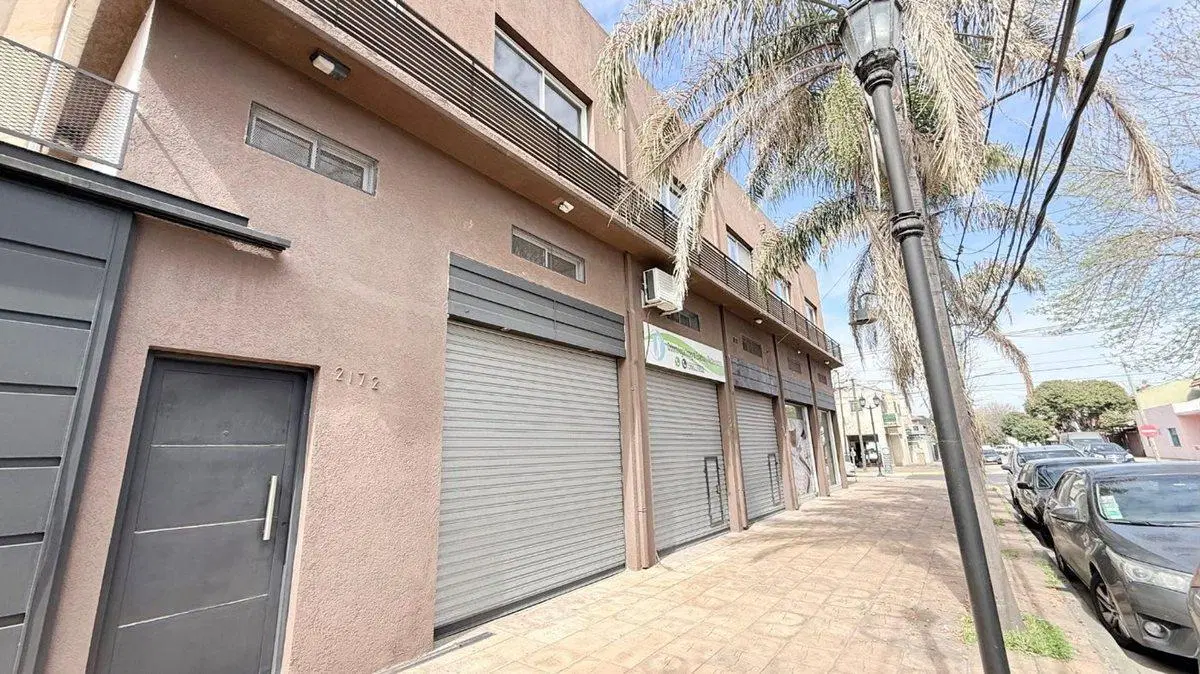 VENTA PH 2 AMB COCHERA Y LOCAL COMERCIAL BOULOGNE 5